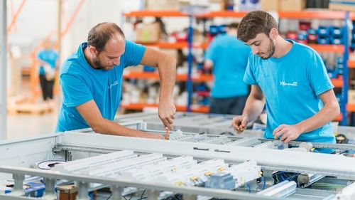 Companie de echipamente electrice: Piața va ajunge la 400 de milioane de euro în acest an/ Prețurile ar putea crește cu 20%