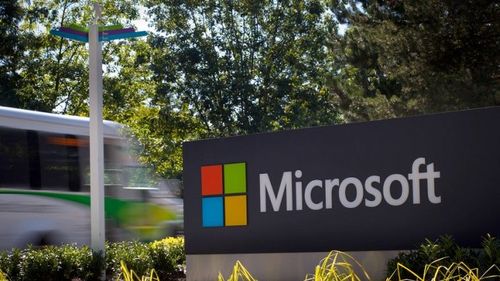 Gigantul Microsoft cumpără compania de inteligență artificială Nuance, pentru 16 miliarde de dolari. Comisia Europeană a aprobat tranzacția