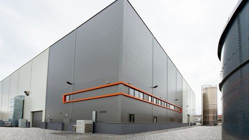 Grupul austriac Alpla a inaugurat joi fabrica sa de reciclare de PET-uri în Târgu Mureș, în urma unei investiții de 7,5 milioane euro