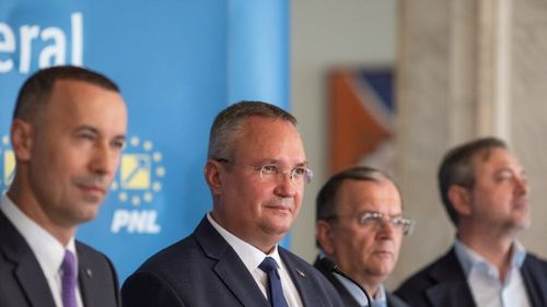 Ciucă spune că parlamentarii PNL care nu votează legea de eliminare a pensiilor parlamentarilor vor fi daţi afară din partid