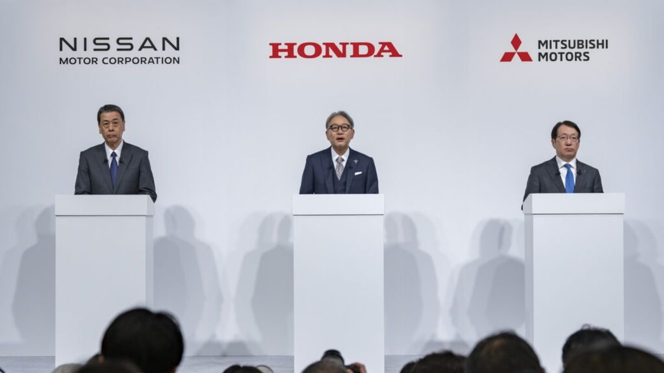 Producătorii auto japonezi Honda și Nissan încep negocierile de fuziune / Tranzacția ar crea al treilea grup auto mondial după Toyota și Volkswagen