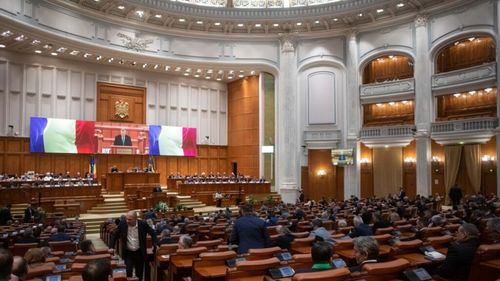 Mesaj ciudat primit de parlamentari, să fie pe fază între Crăciun și Revelion pentru o sesiune de plen, în format hibrid / Surse: Ar putea fi adoptate noi modificări legislative controversate