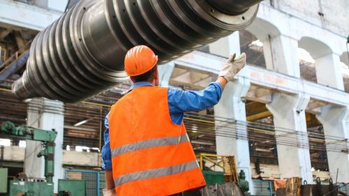 Producţia industrială în UE şi zona euro înregistrat o scădere peste aşteptări în luna octombrie. România și Slovenia, țările cu cel mai mic declin de la o lună la alta