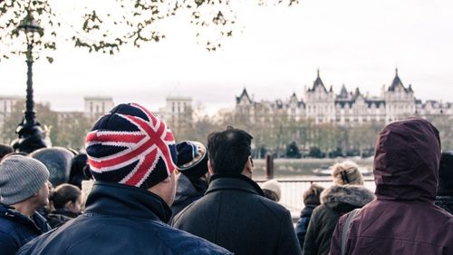 Milioane de lucrători din sectorul public britanic vor primi o creștere salarială de 5%