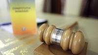 SURSE Miza blocajului de la CCR pe pensiile magistraților: cei patru ”sabotori” speră ca un raport al Comisiei Europene să indice că nu e nevoie de reforma pensiilor speciale.