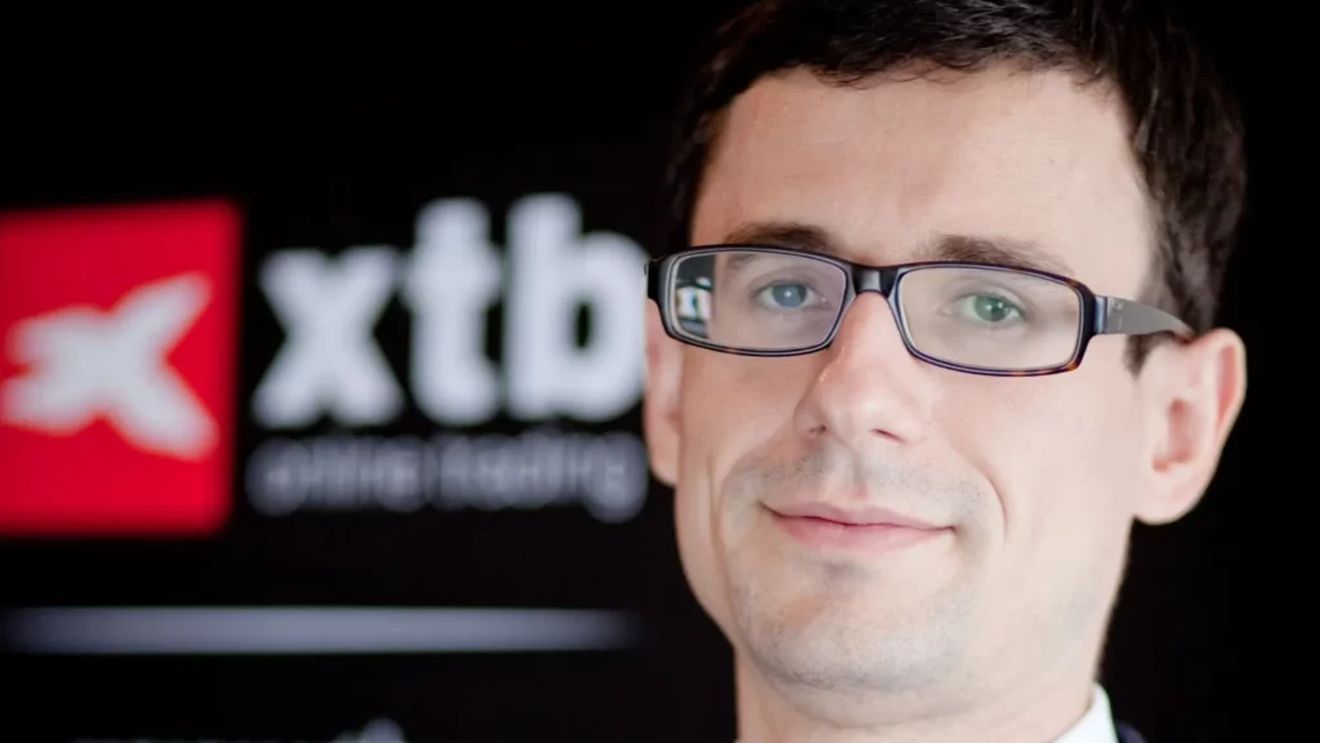 Analiză XTB, Claudiu Cazacu: Băncile europene revin și performează la bursă, iar sectorul american rămâne în urmă