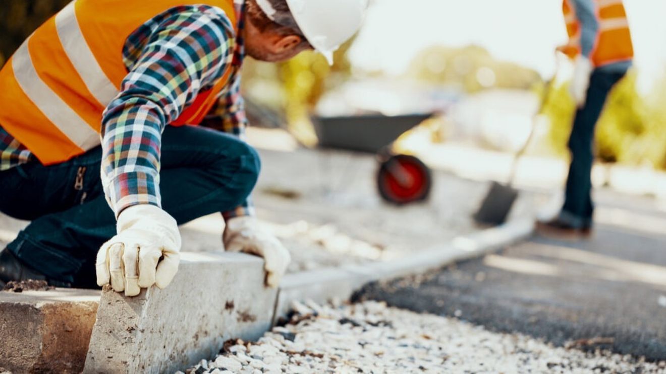 Guvernul vrea amenzi de până la 1 milion de lei pentru munca la negru, de 5 ori mai mari decât acum, și dotarea inspectorilor cu body-cam-uri