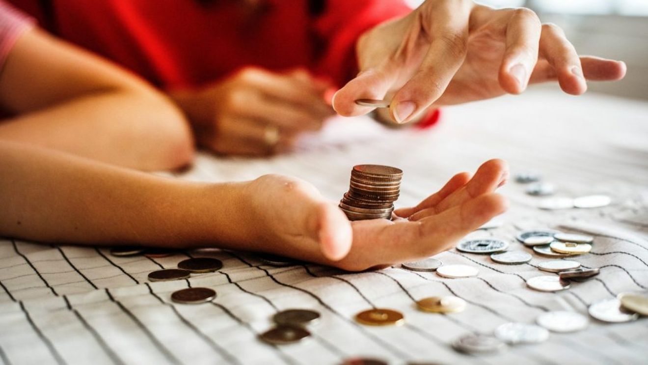 ANALIZĂ Economia românească după primul an de pandemie: Afacerile companiilor, primul declin din ultimii 10 ani. În schimb, profitabilitatea a crescut