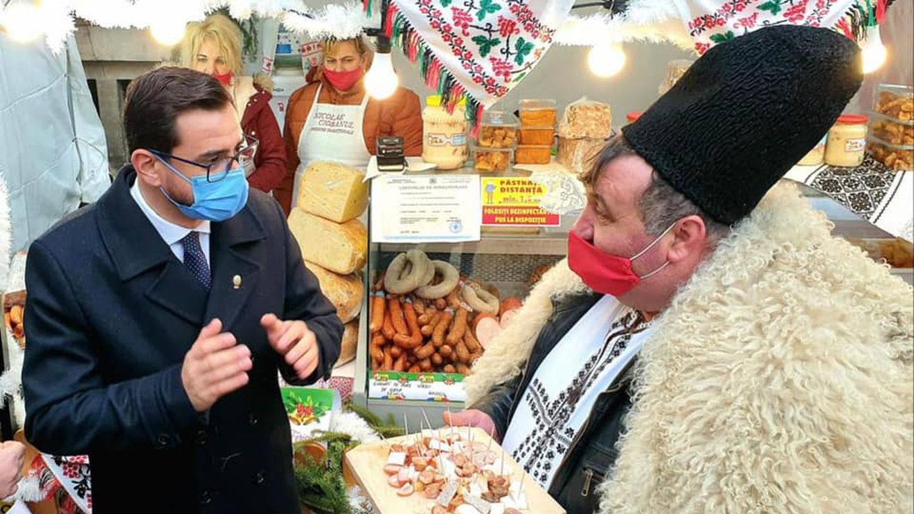 Ministrul Agriculturii: S-a creat o mare isterie că nu mai avem stocuri de ulei. Avem stocuri până la noua recoltă