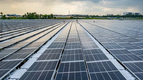 Olandezii de la Photon Energy au început construcția celei de-a doua centrale fotovoltaice din România, care va fi finalizată în acest an