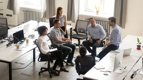 Performanța financiară este pe locul 1 în topul priorităților pentru companiile din România / Directorii executivi consideră că inflația este cel mai mare risc