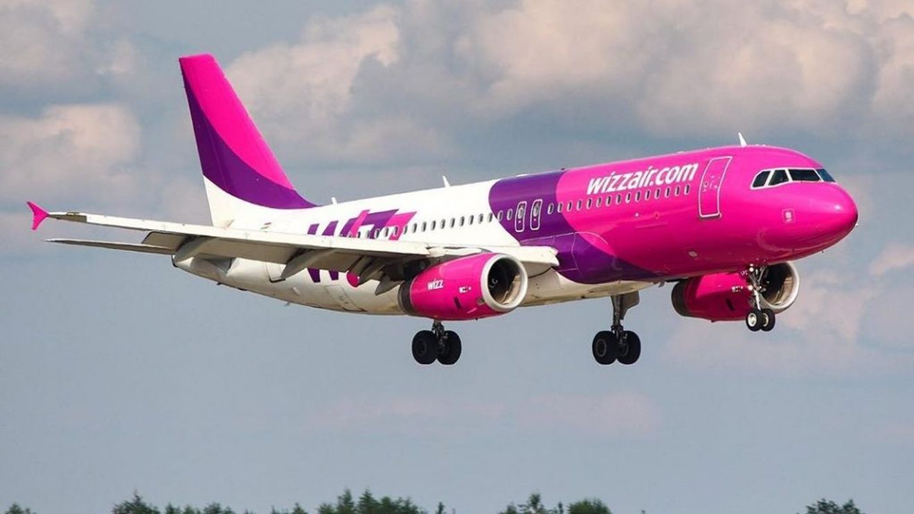 Compania aeriană low-cost WizzAir redeschide gradual 27 de rute de pe aeroporturi din România