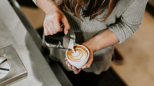 Analiză. Piața cafenelelor din Europa, într-o continuă creștere pe fondul unei economii dificile. Piața din România, condusă de 5 to go și Ted's Coffee