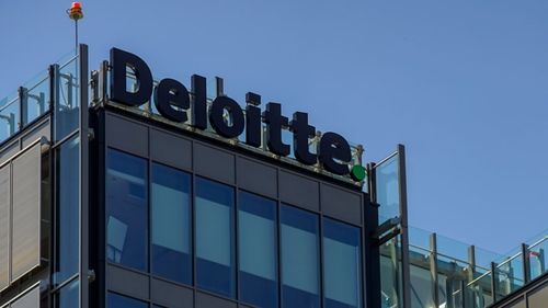 Studiu Deloitte: 81% din succesul organizațiilor din România depinde cel mai mult de adaptarea liderilor la schimbările din piața muncii, însă 57% dintre companii nu sunt pregătite pentru schimbările bruște