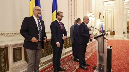 SURSE Coaliția PSD-PNL-USR-UDMR a discutat concedierea a 10% din funcționarii din primării și administrația centrală / Desființări de instituții / Decizia, amânată încă o săptămână