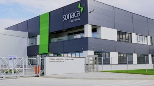 VIDEO Yves Delatte, CEO Sonaca, companie care și-a extins fabrica de componente pentru industria aeronautică din Cluj: "Avem capacitatea de a construi mai multe unități de producție, astfel încât să creăm furnizori aerospațiali și de apărare local, în România"