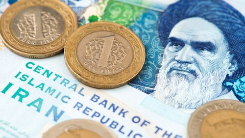 Iranul acordă un ajutor lunar fiecărui cetăţean, timp de patru luni, pe fondul manifestaţiilor privind hiperinflația