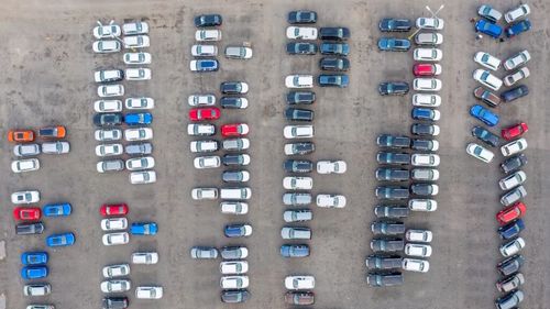 Fraudă de peste 1 milion de lei la o firmă din Ilfov care face comerț cu mașini rulate, anunță ANAF