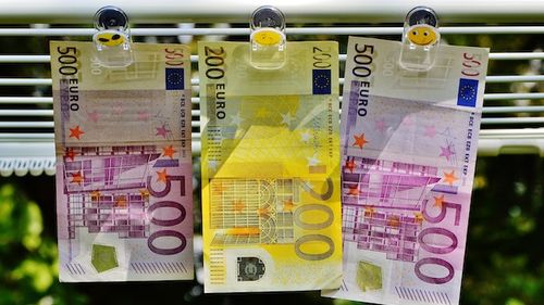 Grecia: Pedepse mai dure pentru evaziune fiscală/ Pedepsele cu închisoarea pot ajunge și la 20 de ani, sunt prevăzute pedepse grele și pentru contabili/ Sancțiunile financiare sunt, de asemenea, majorate