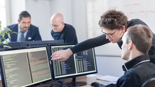 Edward Crețescu, președintele ANIS: Unele țări fac advertoriale pentru ca IT-iștii din România să lucreze la ei / Uzbekistanul oferă o taxă de doar 7% / De ce România trebuie să ia modelul Poloniei în IT