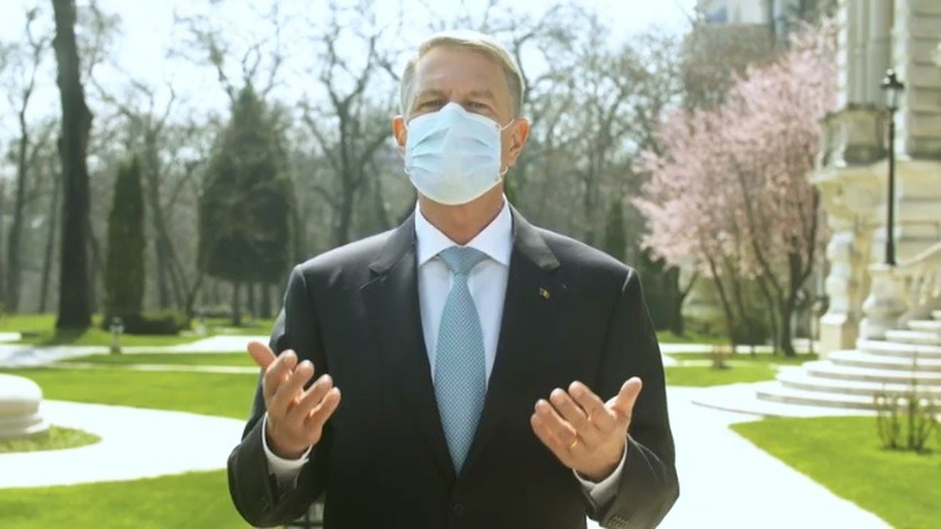 Iohannis: Din 15 mai se elimină portul măștii la exterior (cu câteva excepții), se elimină restricțiile de circulație noaptea și magazinele revin la program normal / Nunțile și botezurile fără restricții de persoane dacă toți participanții sunt vaccinați