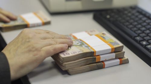 Grindeanu spune că subvenţiile partidelor vor fi reduse: Pe parcursul lunii iulie vor fi discutate toate aceste lucruri şi vor fi explicate de prim-ministru, având susţinerea coaliţiei