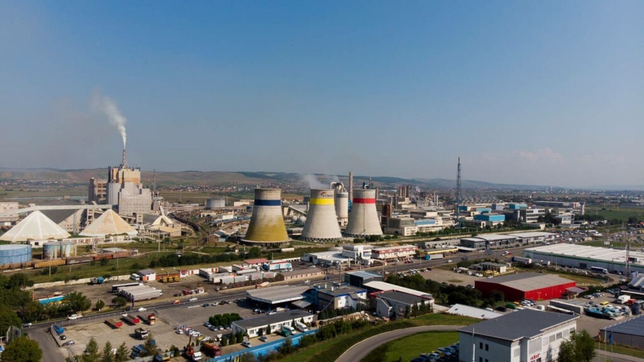 Ministrul Energiei, după anunțul că Azomureș sistează temporar producția: Compania funcţiona la jumătate din capacitate şi mută acum revizia programată pentru vară/ Producţia va fi oprită "o lună sau două" 