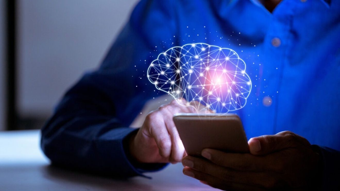 Utilizatorii chatbotul-ui Bing al Microsoft spun că acesta dă semne de "probleme existențiale" și lansează insulte