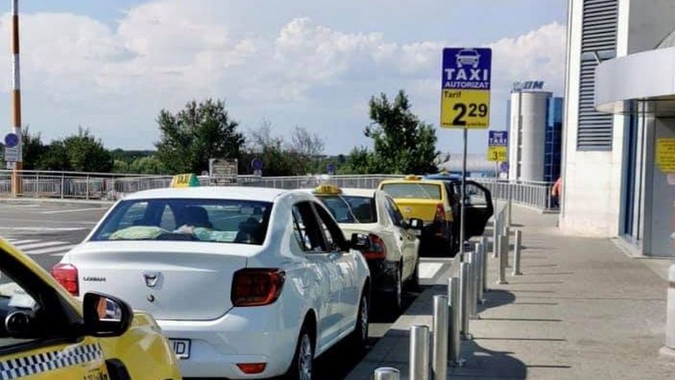 Amendă de 500 de lei pentru un taximetrist care a refuzat un pasager la Aeroportul Otopeni / Şoferul a rămas şi fără atestatul profesional
