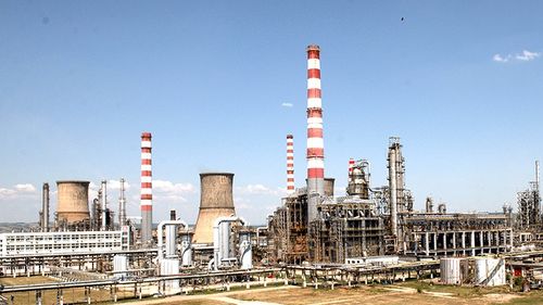 Kazahii de la KazMunayGas se numără printre firmele care vor să preia rafinăria Lukoil din Bulgaria