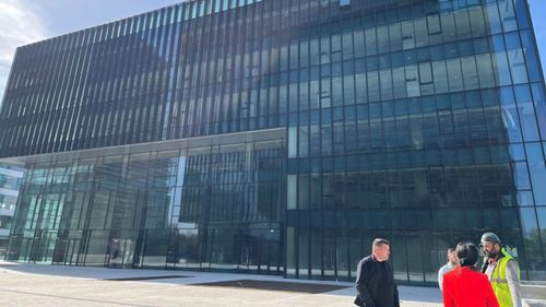 Companie de consultanță imobiliară: Costurile de administrare ale clădirilor de birouri ar putea crește în acest an cu 13%