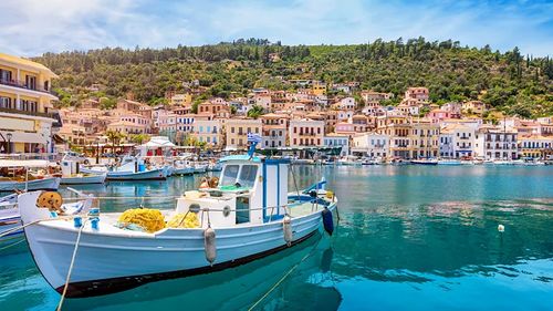 Avertizare de călătorie:  grevă în sectorul transportului public din Grecia/ Toate navele vor rămâne andocate în porturi