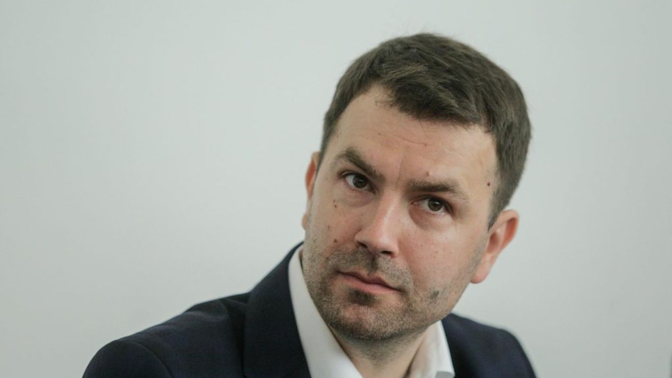 Cătălin Drulă anunță că va evacua și demola spațiile comerciale de la metrou, dacă nu sunt eliberate după 2 aprilie. „Circulă un fake de la sindicate, că s-ar fi pus batista pe țambal. Acțiunile penale depuse la DNA și DIICOT continuă”