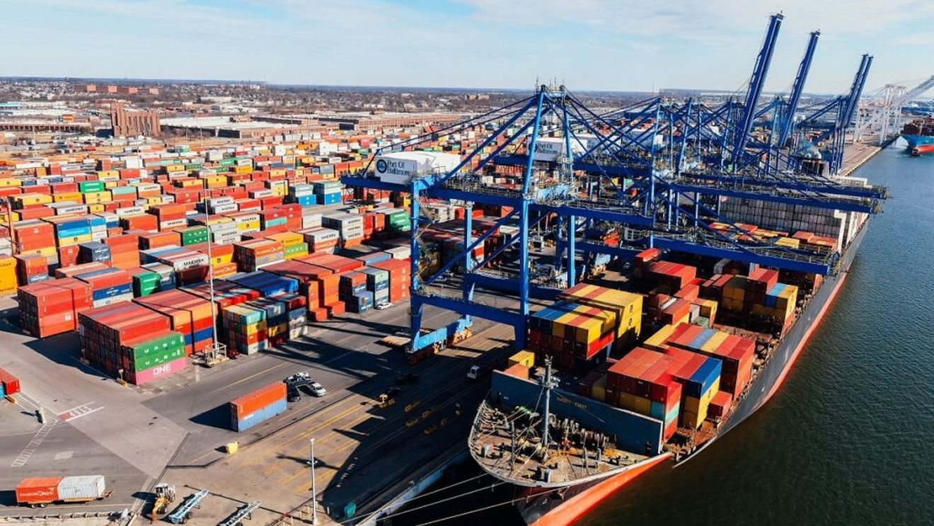 Statistica: Transportul rutier de mărfuri a crescut cu 1,2%, în primele 9 luni din 2023; cel feroviar a scăzut cu 11,6%