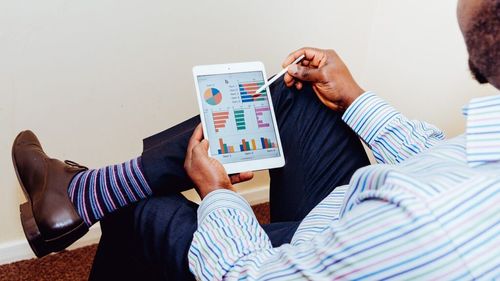 Managerii români vor program de lucru flexibil și asigurare și servicii medicale gratuite. Bonusurile financiare, abia pe locul trei în topul preferințelor