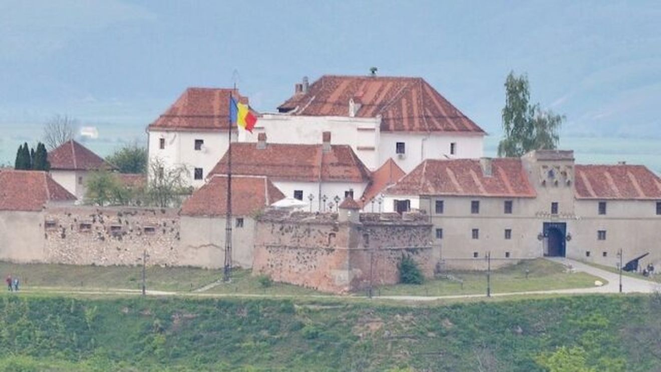 Cetățuia Brașovului se va deschide publicului până la sfârșitul anului / Va fi redeschisă după o pauză de 8 ani / De săptămâna trecută a intrat oficial în patrimoniul municipiului