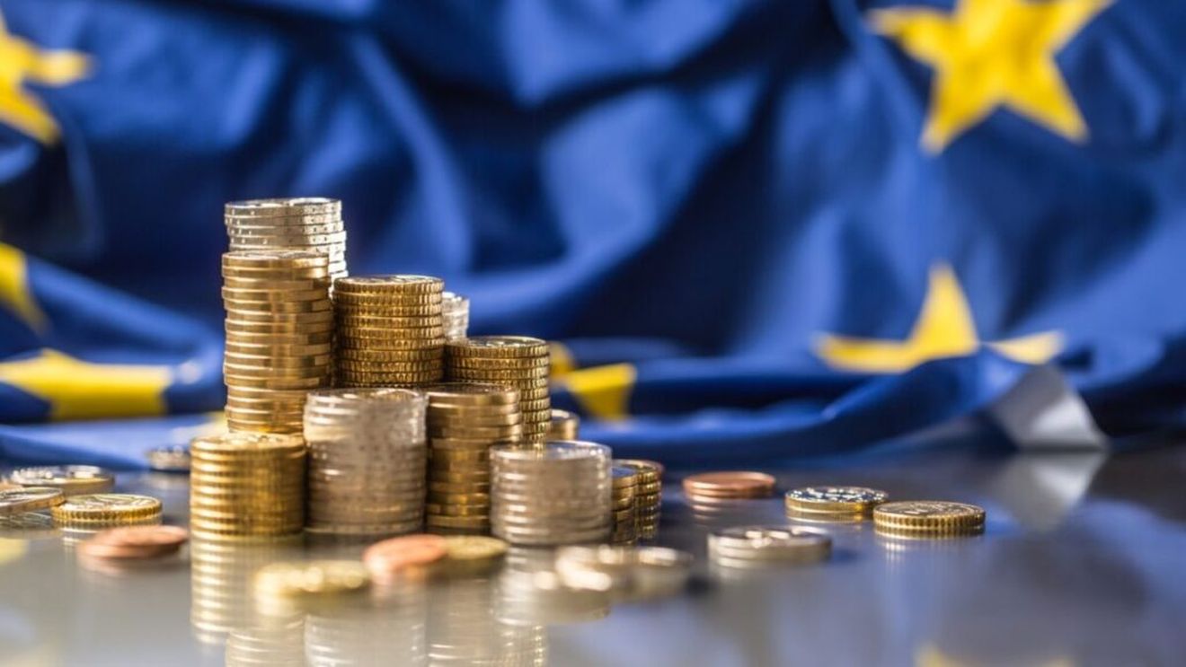 Teoria „banilor din elicopter” revine în actualitate în UE, pe fondul temerilor legate de stagnare