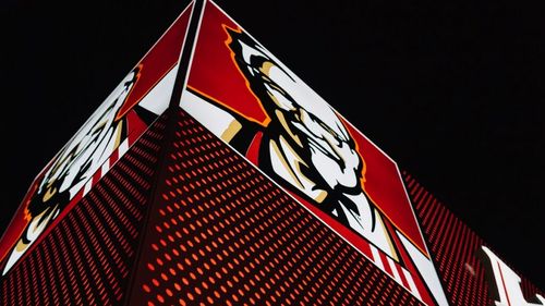 Sphera Franchise Group, compania care operează KFC, Pizza Hut și Taco Bell, anunță că a raportat cele mai bune vânzări trimestriale din istorie, în România, Italia și Republica Moldova. Profitul a scăzut însă cu 54%, din cauza scumpirii energiei