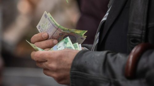 Banca Mondială: Impozitarea progresivă a pensiilor speciale va avea un efect neglijabil de reducere a cheltuielilor