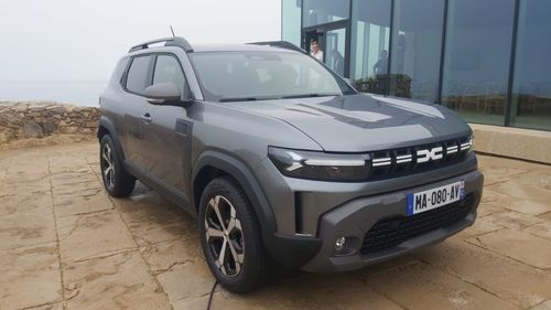 Dacia deschide comenzile pentru noul Duster. Prețurile încep de la 18.800 euro și ajung până la 26.000 euro pentru cea mai scumpă versiune