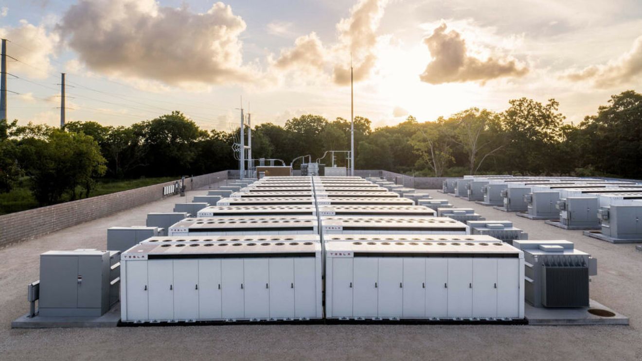 Tesla va construi o fabrică în Shanghai pentru a produce baterii Megapack, utilizate pentru centralele electrice cu stocare de energie