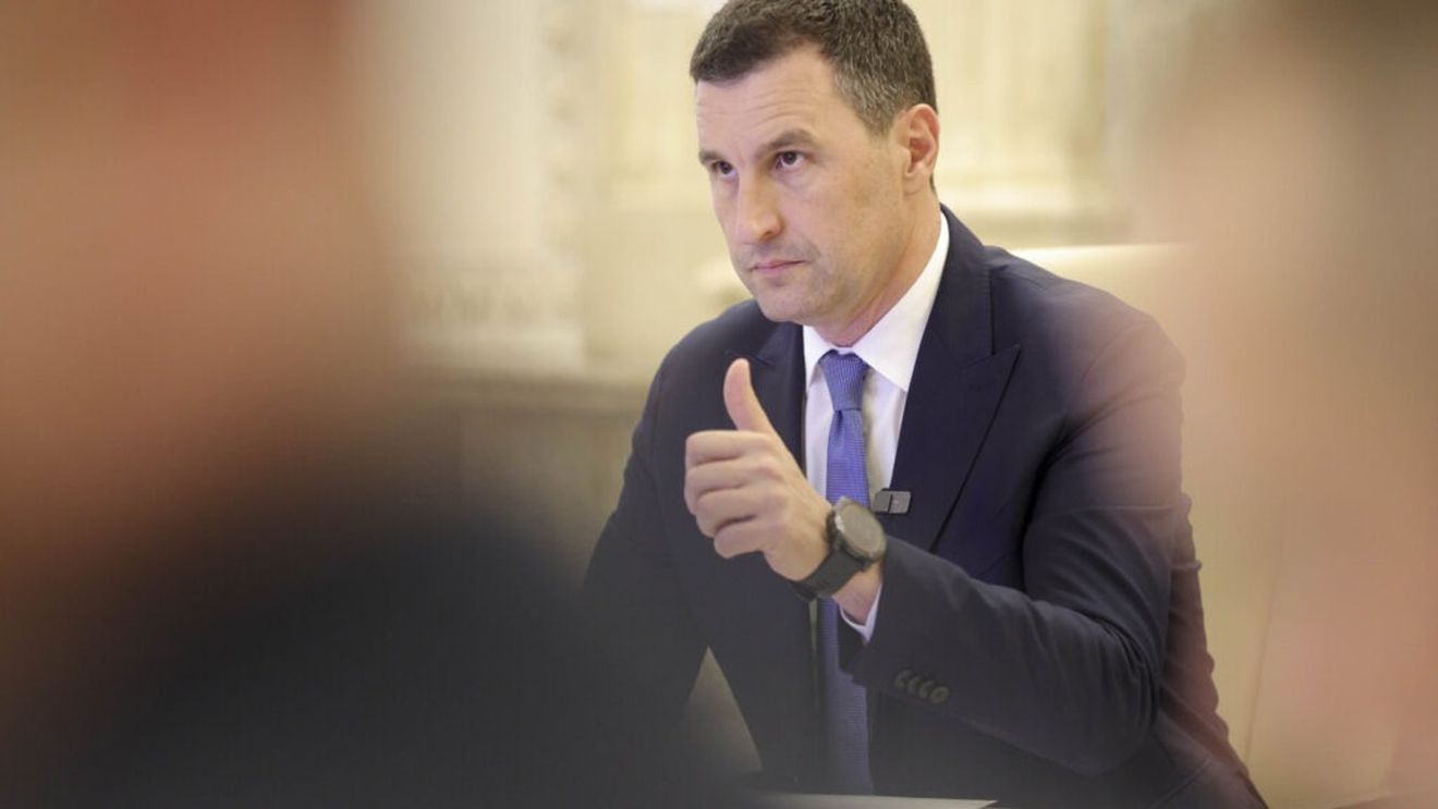 Ministrul Finanțelor Tanczos Barna: „Anul acesta va fi anul solidarității”/ Fiscul caută măsuri pentru a descuraja evaziunea fiscală