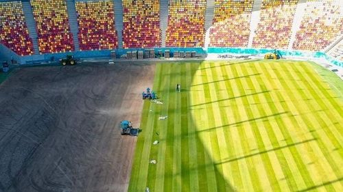 Nicușor Dan: Gazonul nou de pe Arena Națională, de tip hibrid, va fi instalat pe banii organizatorilor concertelor Coldplay și Ed Sheeran