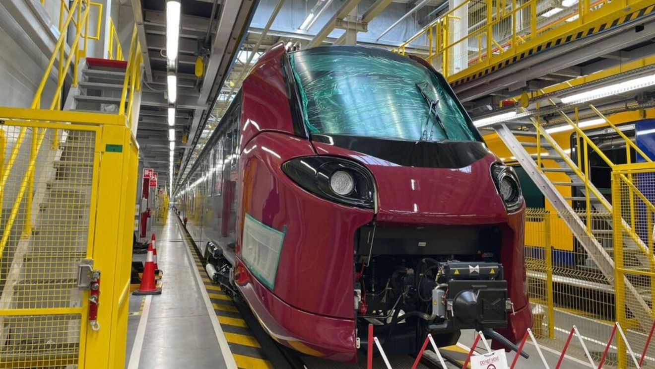 FOTO Trenurile noi de la Alstom: Primul tren din comanda de 37 de unități ajunge în România pe 2 sau 3 decembrie, anunță ARF. Cursă contra cronometru pentru punerea în circulație până pe 31 decembrie