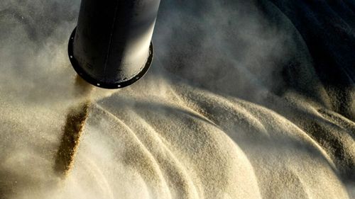 Ce vor face firmele de asigurări maritime după ce Rusia a denunțat acordul privind transportul cerealelor ucrainene prin Marea Neagră. Majoritatea proprietarilor de nave se vor abţine să ancoreze în porturile ucrainene, spune un oficial