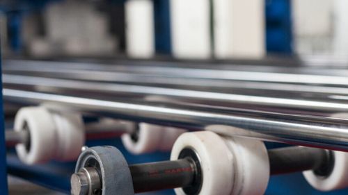 Analiză EY: Importurile de produse din oţel ce conțin materii prime rusești sunt interzise în UE începând cu 30 septembrie 2023, chiar dacă sunt fabricate într-o țară terță