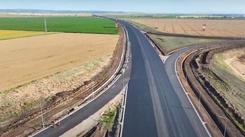 BREAKING Cinci loturi din Autostrada Moldovei A7 vor fi mutate de pe împrumuturi pe granturi PNRR - SURSE