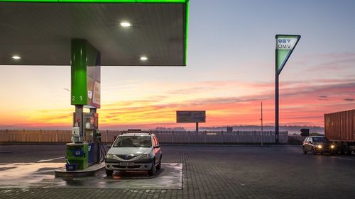 OMV Petrom estimează anul acesta un profit considerabil mai mic față de 2022, de doar 3,9 miliarde lei