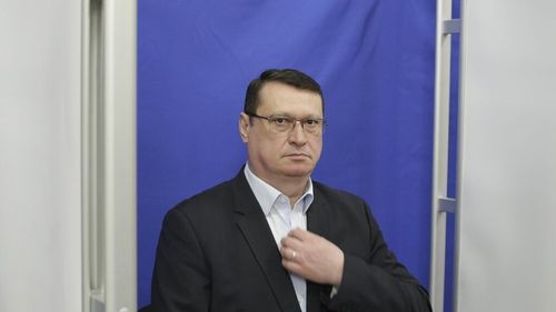 Cu cât premiază România ineficiența. Studiu de caz: ANRE, agenția supradimensionată care a ratat liberalizarea pieței de energie. Comparație cu UE