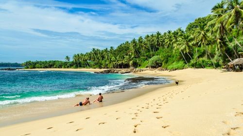 Asociaţia Naţională a Agenţiilor de Turism: Avertismentele de călătorie ale ministerului de Externe induc temeri exagerate turiștilor, care anulează călătorii sau renunță la rezervări